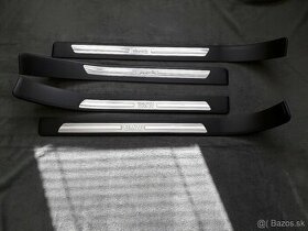 Prahové nástupné lišty pre BMW E38 - Long