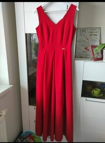 Červené spoločenské šaty 40