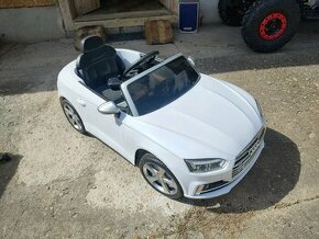 Elektricke auto orig audi S5 kabriolet