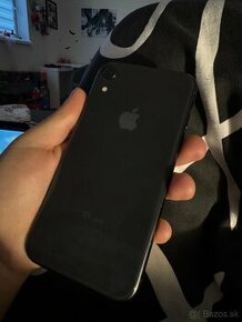 iPhone Xr čierny 64gb - 1