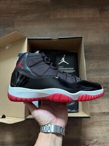 Nike Jordan 11 Playoffs bred