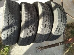 215/75 R16C