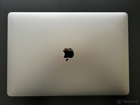 MacBook Pro 2019 - 1