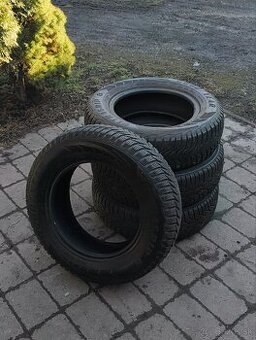 Predám zimné gumy 185/70 r14