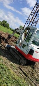 Takeuchi bager