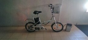 Predám skladací elektricky bicykel 18". Servisovany. Má zadn - 1