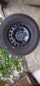 VW Plechove disky 6Jx15 H2 ET 47 + pneu 195/65/R15