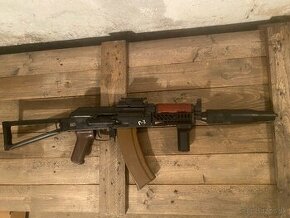 AKS-74U E&L