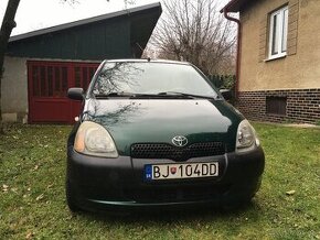 Toyota Yaris 1.0 LINEA TERRA (r.v. 2001)