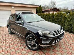 Volkswagen Touareg 3.0 TDI 193KW R-Line Facelift Panoráma - 1