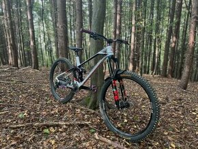 Mondraker Superfoxy Carbon R - 1