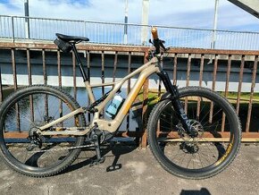 Elektrobicykel SPECIALIZED Turbo Levo