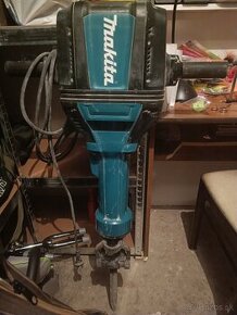 Makita