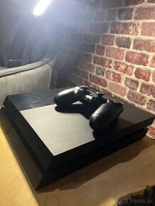 PlayStation 4 500GB 1 ovládač