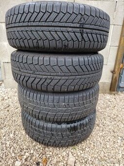 Pneu s plechovými diskami 215/60 R16  