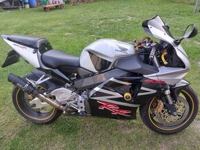 Honda cbr 900 rr,