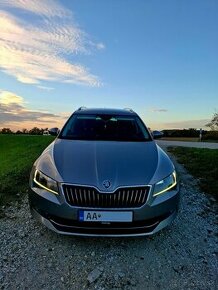 Škoda Superb 3 DSG 2017 LED, CANTON, NAVI, ACC, ŤAŽNÉ, LANE