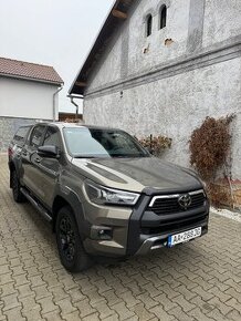 Toyota Hilux 2.8