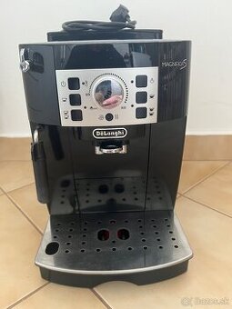 Kávovar Delonghi