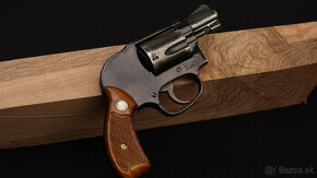 Revolver Smith&Wesson "agent" 38special