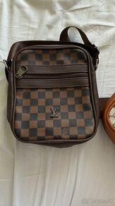 Louis Vuitton shoulder bag