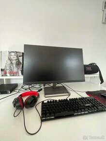 Počítač Lenovo ThinkCentre M93p Tiny (GOLD) + Lenovo MONITOR - 1