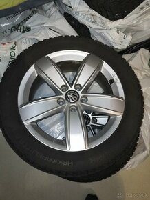 Komplet 4x disky VW a zimné pneu 215/55 R17