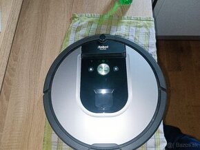 Predám robotický vysávač Roomba 965