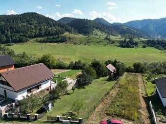 Stavebný pozemok s rekreačným domom na predaj, Švošov