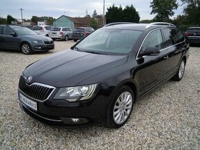 Škoda Superb 2.0TDi EXCLUSIVE-SERVIS-1.MAJITEL