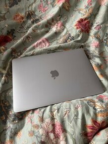 MacBook Air M1 - 1