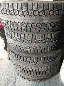 Zimne pneu.225/75r16C - 1