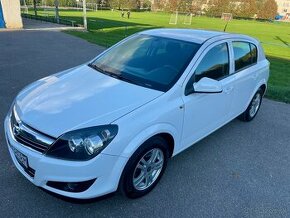 Opel astra h