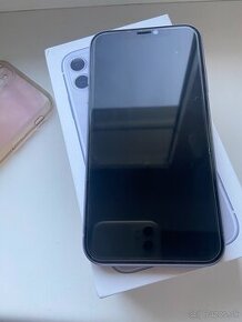 iPhone 11, 64 GB, super stav