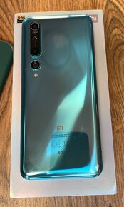 Predam telefon Xiaomi Mi 10 5G (8/128 GB), farba Coral Green