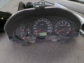 Mazda 323f náhradné Diely tachometer - 1