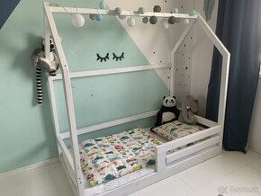 Domcekova detska postel s prislusenstvom - 1