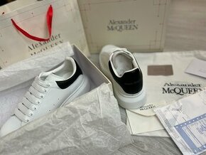 Alexander McQueen Topanky 43