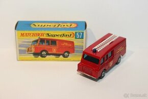 Matchbox SF Land Rover Fire truck