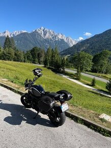 Yamaha XSR 900