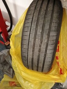 225/45 R17 letné pneu Good Year