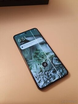 Google Pixel 8 displej