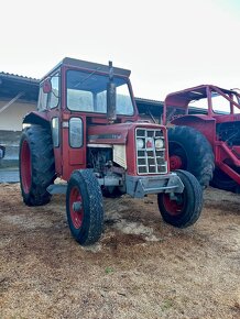 Traktor IH McCormick 624