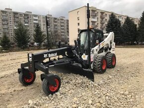 BOBCAT S 770 - GREADER 2D LIVELACIA