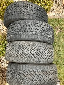 225/45 R17 zimne pneu