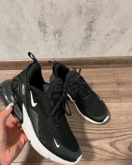 Nike air max 270