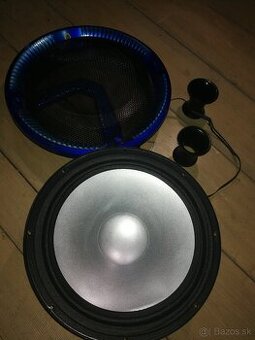 Predám subwoofer 30cm LG