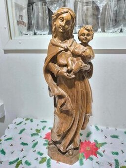 Drevená soška Madonna s Ježiškom