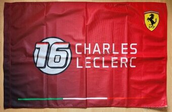 Vlajka Ferrari s originálním autogramem Charlese Leclerca