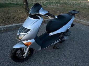 Aprilia Leonardo 150